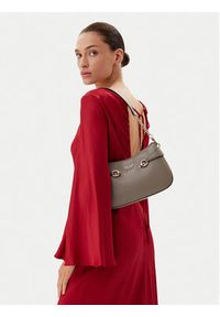 Guess Torebka HWVG96 39180 Brązowy. Kolor: brązowy. Materiał: skórzane #4