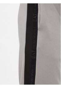 EA7 Emporio Armani Spodnie dresowe 3DPP76 PJEQZ 0923 Szary Regular Fit. Kolor: szary. Materiał: bawełna #3