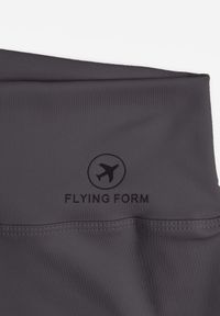 Renee - Ciemnoszare Szorty Kolarki High Waist Marerila. Okazja: na co dzień. Stan: podwyższony. Kolor: szary. Długość: krótkie. Styl: sportowy, casual #4