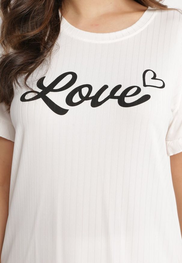 Born2be - Jasnobeżowy Komplet Piżamowy Góra z Ozdobnym Napisem i Proste Spodnie Teaila. Kolor: beżowy. Wzór: napisy