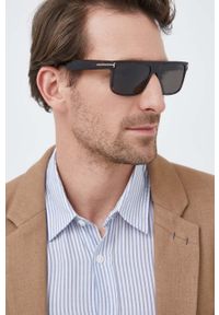 Tom Ford okulary przeciwsłoneczne męskie kolor brązowy. Kształt: prostokątne. Kolor: brązowy #1