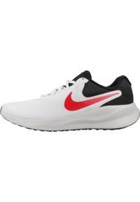 Buty do biegania męskie Nike Revolution 7. Zapięcie: sznurówki. Kolor: szary, biały, wielokolorowy. Materiał: syntetyk, tkanina, materiał. Szerokość cholewki: normalna. Model: Nike Revolution. Sport: bieganie