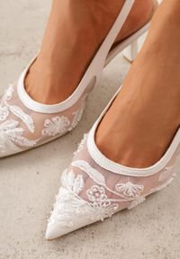 Born2be - Białe Siateczkowe Czółenka VICES na Klepsydrze z Haftem i Koralikami Elriniana. Okazja: na co dzień, na ślub cywilny, na randkę, na wesele, do pracy, na spotkanie biznesowe. Kolor: biały. Materiał: koronka. Wzór: haft. Styl: klasyczny, casual, biznesowy, elegancki #8