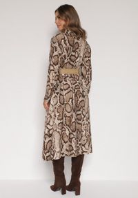 Born2be - Brązowa Sukienka Koszulowa z Wiskozą Zdobiona Paskiem i Wzorem w Węża Delane. Okazja: na co dzień. Kolor: brązowy. Materiał: wiskoza. Wzór: aplikacja. Typ sukienki: koszulowe. Styl: casual, elegancki #3