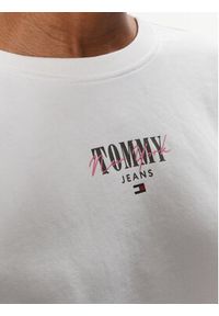 Tommy Jeans Bluza Essential Logo DW0DW17796 Biały Relaxed Fit. Kolor: biały. Materiał: bawełna, syntetyk #4