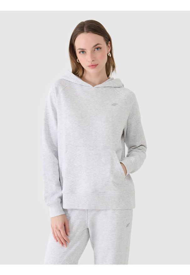 4f - 4F Bluza dresowa nierozpinana z kapturem damska - szara L. Okazja: na co dzień. Typ kołnierza: kaptur. Kolor: szary. Materiał: dresówka. Długość rękawa: raglanowy rękaw. Wzór: gładki, ze splotem. Styl: sportowy, casual