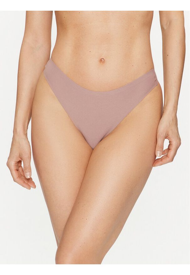 Chantelle Stringi Soft Stretch C26490 Beżowy. Kolor: beżowy. Materiał: syntetyk