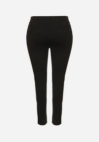 Born2be - Czarne Dopasowane Spodnie Skinny z Gumką w Talii i Kieszeniami Avenelle. Okazja: na co dzień. Kolekcja: plus size. Kolor: czarny. Styl: klasyczny, casual