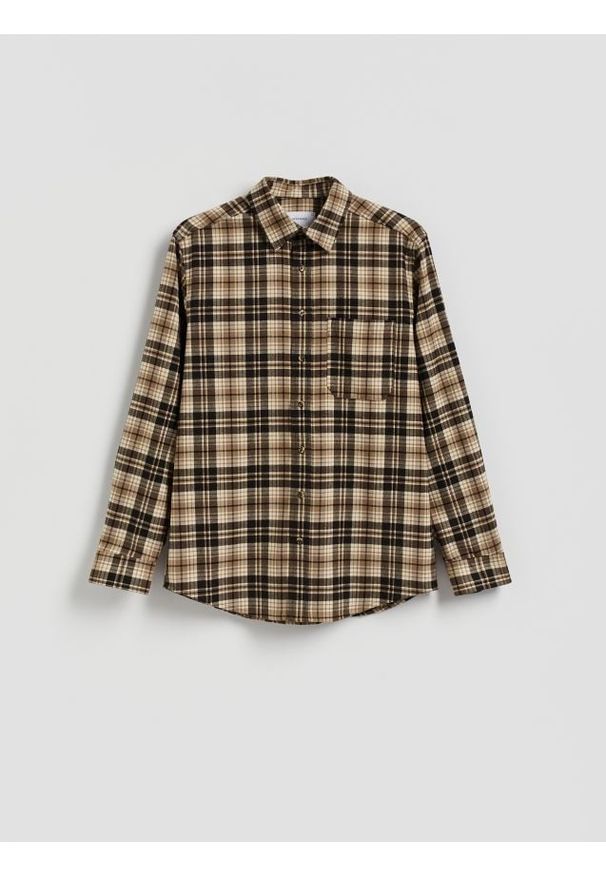 Reserved - Koszula regular fit w kratę - beżowy. Kolor: beżowy. Materiał: wiskoza, tkanina