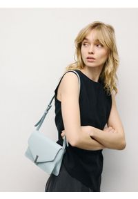 Reserved - Torebka na ramię - jasnoniebieski. Kolor: niebieski. Materiał: skórzane. Styl: klasyczny. Rodzaj torebki: na ramię #1