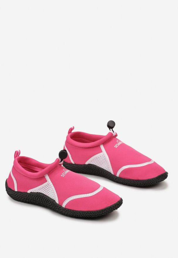 Born2be - Fuksjowo-Białe Elastyczne Buty Sportowe do Wody Ralvie. Okazja: na plażę, na spacer. Kolor: różowy. Materiał: len, bawełna. Sezon: lato. Sport: turystyka piesza