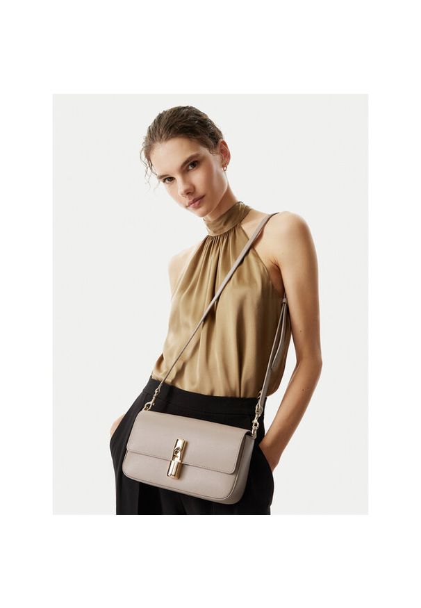 Torebka Furla. Kolor: beżowy