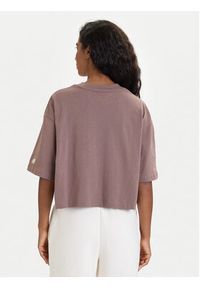 New Balance T-Shirt WT53904 Brązowy Regular Fit. Kolor: brązowy. Materiał: bawełna