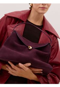 Reserved - Zamszowa torebka na ramię - mahoniowy. Kolor: brązowy. Materiał: zamszowe. Rodzaj torebki: na ramię #1