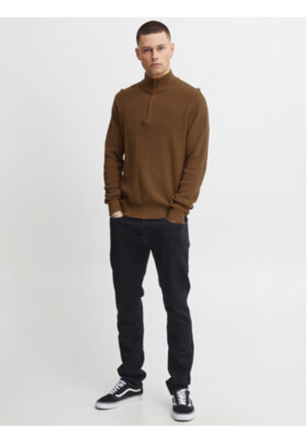 Blend Sweter 20714337 Brązowy Regular Fit. Kolor: brązowy. Materiał: bawełna