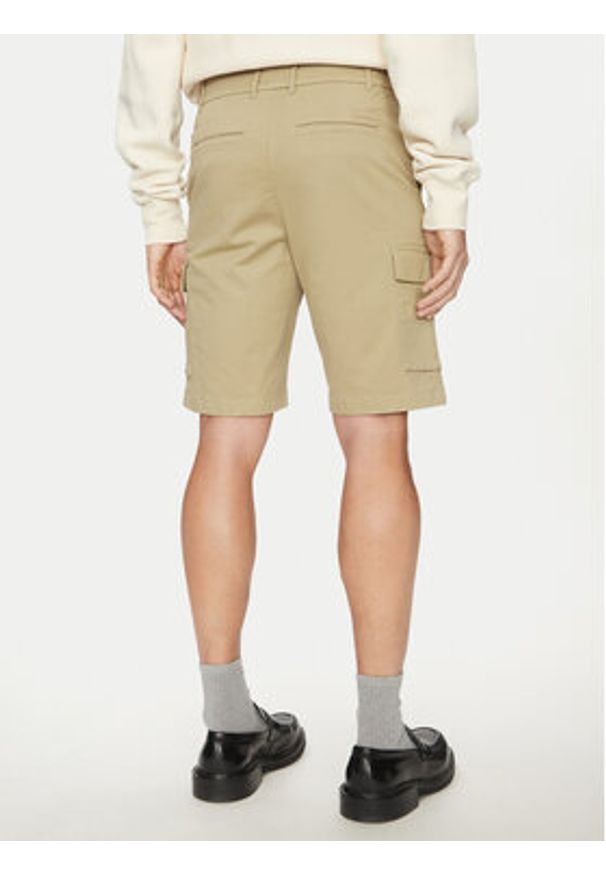 Calvin Klein Szorty materiałowe Modern Twill K10K114067 Beżowy Regular Fit. Kolor: beżowy. Materiał: bawełna