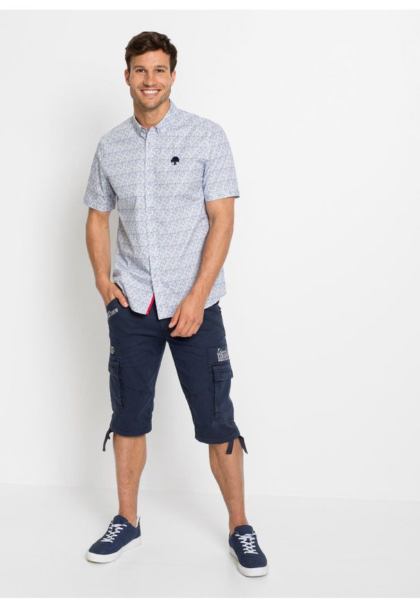 bonprix - Długie bermudy z kieszeniami cargo, regular fit. Kolor: niebieski. Długość: długie. Styl: elegancki