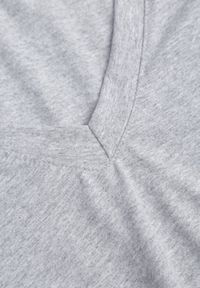 Born2be - Szary T-shirt z Bawełny z Trójkątnym Dekoltem Siliphe. Okazja: do pracy, na co dzień, na spotkanie biznesowe. Kolor: szary. Materiał: bawełna. Styl: elegancki, biznesowy, casual #7