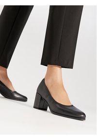 Clarks Czółenka Freva 55 Court 261709644 Czarny. Kolor: czarny. Materiał: skóra #2