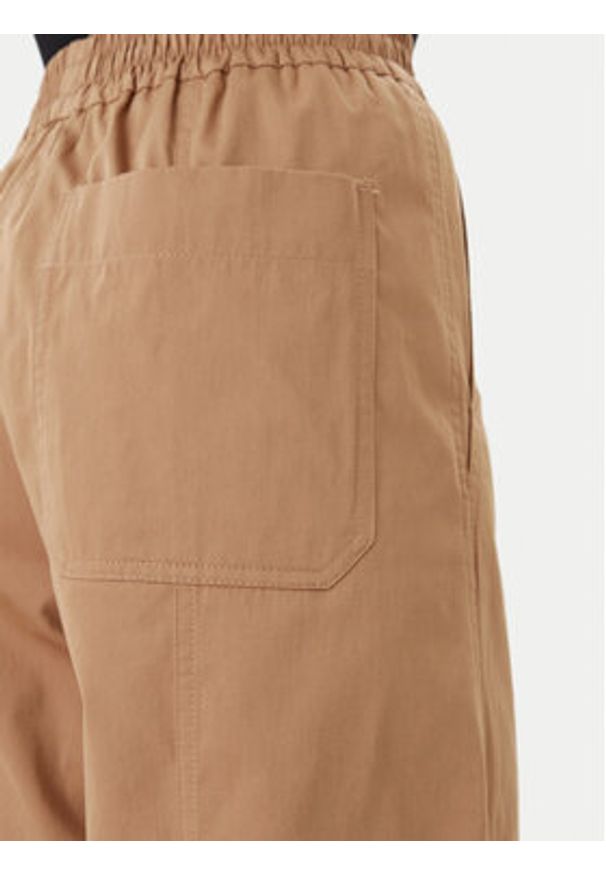 Weekend Max Mara Spodnie materiałowe Milva 2515131092 Brązowy Relaxed Fit. Kolor: brązowy. Materiał: bawełna