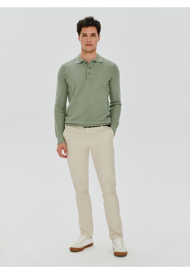 PAKO LORENTE – Zielony sweter męski z kołnierzykiem P24SF-2X-005-Z-0 - Pako Lorente. Kolor: zielony. Materiał: bawełna