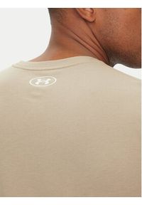Under Armour T-Shirt Left Chest Logo SS 1326799 Beżowy Loose Fit. Kolor: beżowy. Materiał: bawełna