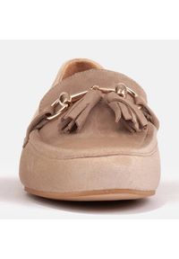 Marco Shoes Loafersy skórzane z frędzlami 2199P-047-1 beżowy. Kolor: beżowy. Materiał: skóra