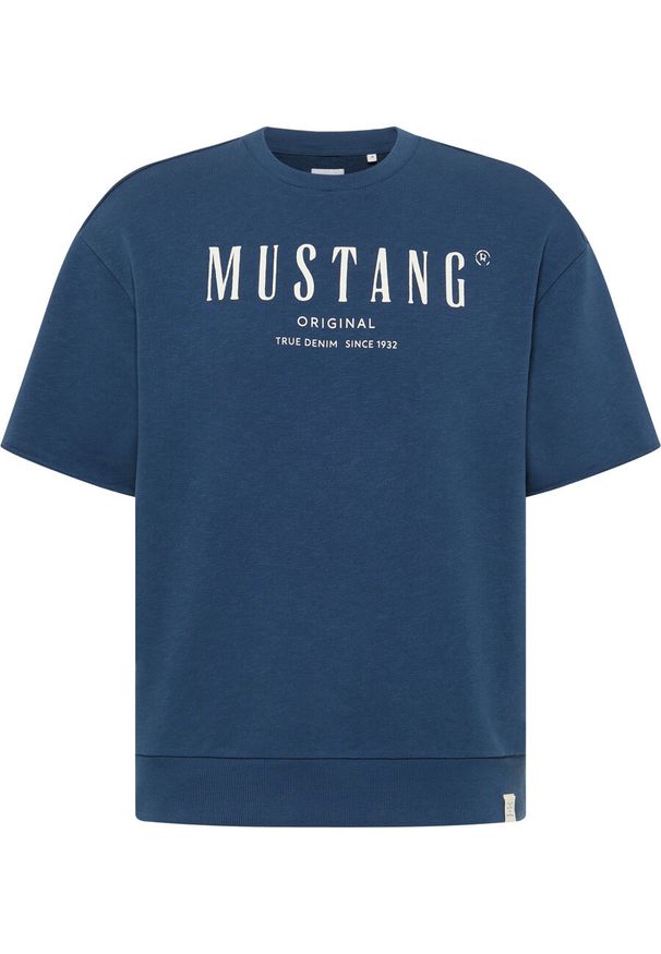 Mustang - MUSTANG BEN CREWNECK SSLEEVE MĘSKA BLUZA Z KRÓTKIM RĘKAWEM INSIGNIA BLUE 1013870 5230. Długość rękawa: krótki rękaw. Długość: krótkie