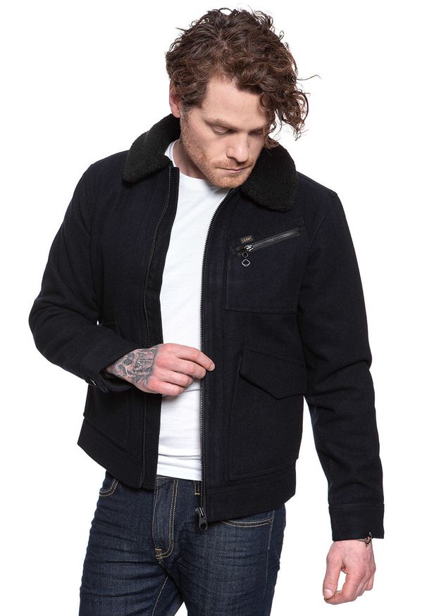 Lee - KURTKA OCIEPLANA LEE 191J WOOL JACKET BLACK L86FLB01 112122652. Okazja: na co dzień. Typ kołnierza: bez kaptura. Materiał: poliester, futro, jeans, wełna. Długość rękawa: długi rękaw. Długość: długie. Sezon: jesień, wiosna. Styl: elegancki, casual, klasyczny