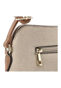 Beżowa Stylowa Damska Torebka Rieker. Kolor: beżowy. Materiał: skórzane. Styl: elegancki. Rodzaj torebki: na ramię #5