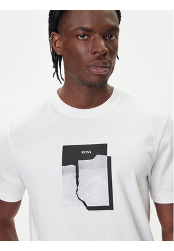 BOSS T-Shirt Te_Brokenice 50554640 Biały Regular Fit. Kolor: biały. Materiał: bawełna