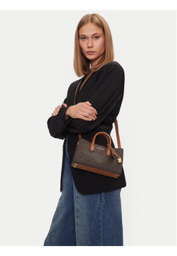 MICHAEL Michael Kors Torebka Scarlett XS 32F4GETC0B Brązowy. Kolor: brązowy. Materiał: skórzane