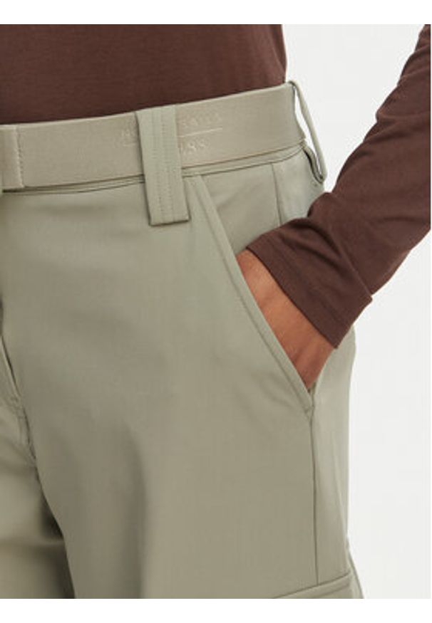 Guess Spodnie materiałowe W6GB01 W1416 Khaki Regular Fit. Kolor: brązowy. Materiał: syntetyk