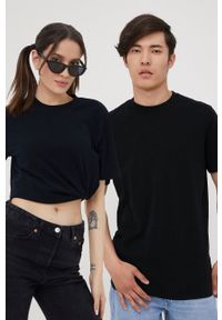 Superdry t-shirt bawełniany kolor czarny gładki. Kolor: czarny. Materiał: bawełna. Wzór: gładki
