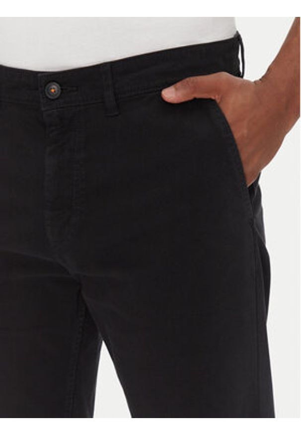 BOSS Chinosy 50534378 Czarny Regular Fit. Kolor: czarny. Materiał: bawełna