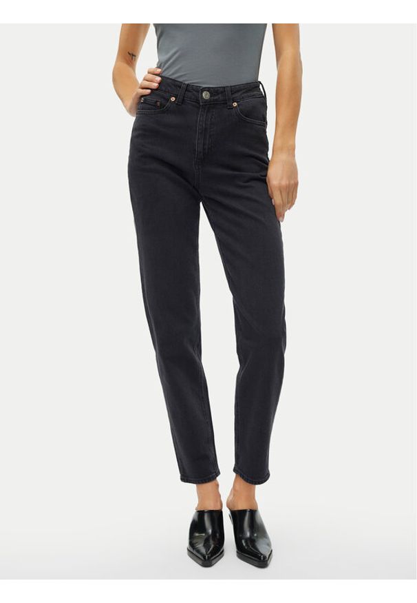 Vero Moda Jeansy Tessa 10302983 Szary Mom Fit. Kolor: szary