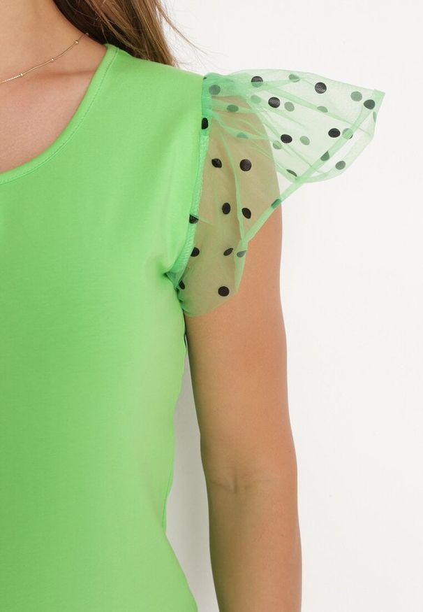 Born2be - Jasnozielony Top Bawełniany z Krótkim Rękawem i Ozdobną Siateczką Testeena. Kolor: zielony. Materiał: bawełna. Długość rękawa: krótki rękaw. Długość: krótkie. Styl: street