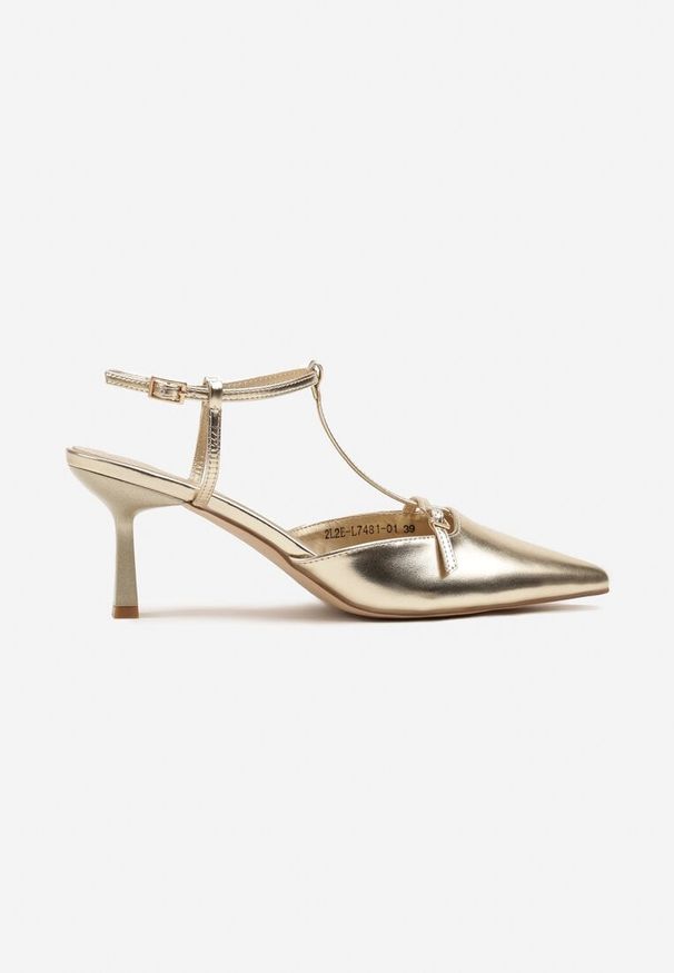 Renee - Złote Sandały Typu Slingback Ozdobione Paskiem Nilavin. Okazja: na co dzień. Nosek buta: szpiczasty. Zapięcie: pasek. Kolor: złoty. Wzór: aplikacja. Sezon: lato. Styl: elegancki, casual