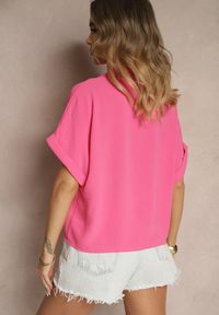 Renee - Fuksjowa Koszula o Kroju Oversize Natressa. Okazja: na co dzień, na spotkanie biznesowe. Typ kołnierza: kołnierzyk klasyczny. Kolor: różowy. Materiał: jeans. Wzór: aplikacja. Styl: biznesowy, klasyczny, casual #4