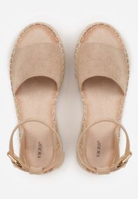 Born2be - Beżowe Sandały VICES z Imitacji Zamszu na Niskim Koturnie z Plecionki Miralyn. Okazja: na co dzień, na imprezę. Zapięcie: pasek. Kolor: beżowy. Materiał: zamsz. Sezon: lato. Obcas: na koturnie. Styl: casual, elegancki #4