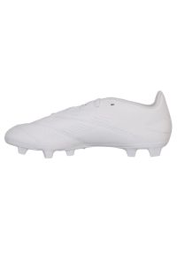 Adidas - Buty piłkarskie adidas Predator Club FxG M IG7758 białe. Zapięcie: sznurówki. Kolor: biały. Materiał: syntetyk. Sport: piłka nożna #4