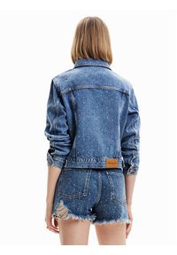 Desigual Kurtka jeansowa Benita 23SWED37 Niebieski Regular Fit. Kolor: niebieski. Materiał: bawełna #4