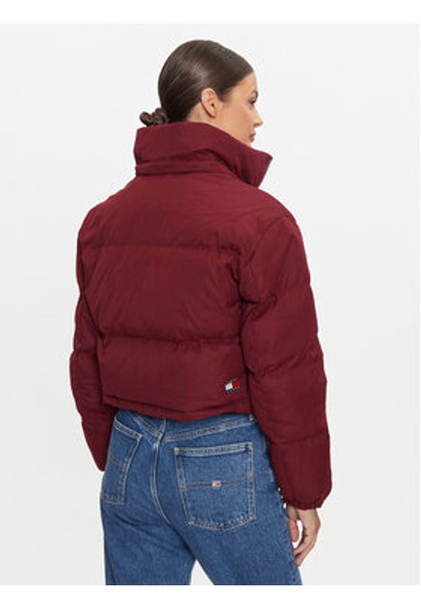 Tommy Jeans Kurtka puchowa Alaska DW0DW19687 Fioletowy Regular Fit. Kolor: fioletowy. Materiał: syntetyk