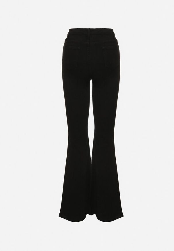 Born2be - Czarne Jeansy Dzwony z Regularnym Stanem Sarkke. Okazja: na co dzień, na spacer. Kolor: czarny. Styl: casual, klasyczny, elegancki
