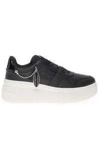 Buty Tommy Jeans TJW Retro Flatform Charm EN0EN02421-BDS - czarne. Okazja: na co dzień. Zapięcie: sznurówki. Kolor: czarny. Materiał: guma, skóra, syntetyk. Szerokość cholewki: normalna. Obcas: na platformie