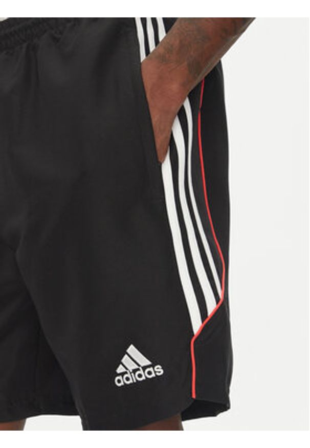 Adidas - adidas Szorty sportowe Juventus UBP JF0454 Czarny Regular Fit. Kolor: czarny. Materiał: syntetyk