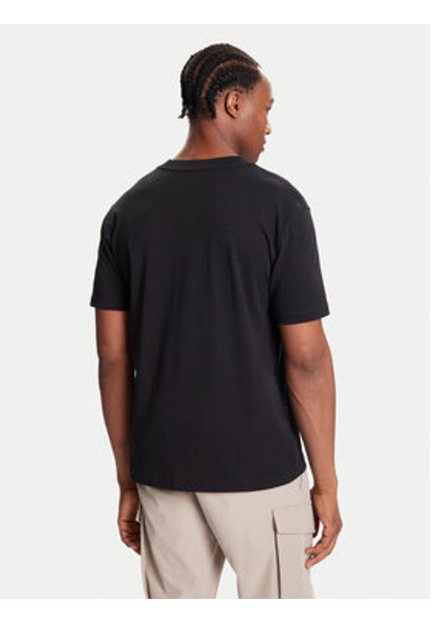 New Balance T-Shirt MT53905 Czarny Regular Fit. Kolor: czarny. Materiał: bawełna