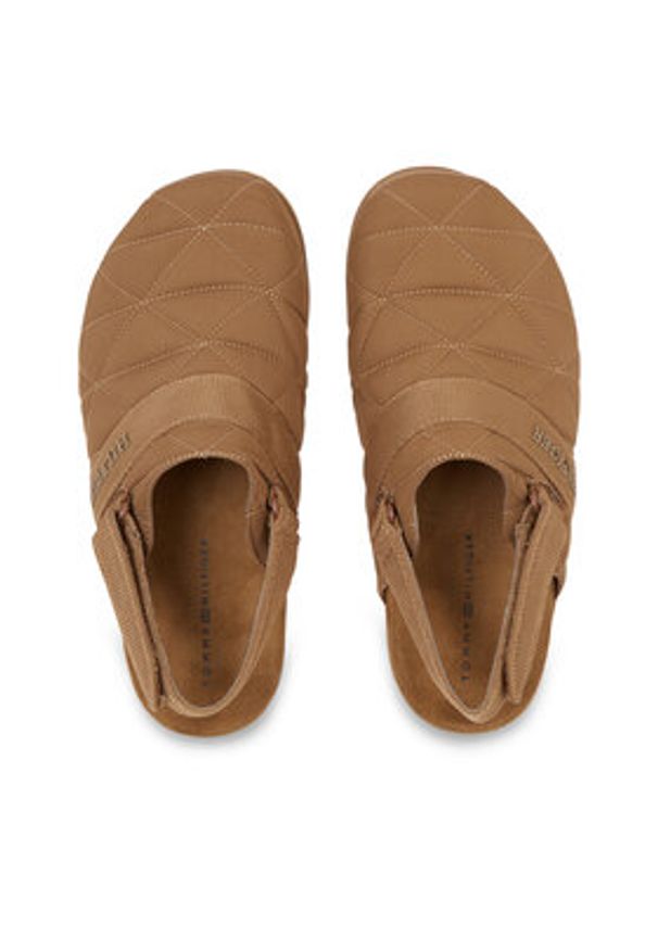 TOMMY HILFIGER - Tommy Hilfiger Klapki Warm Hilfiger Mule Sandal FM0FM04773 Brązowy. Kolor: brązowy. Materiał: materiał