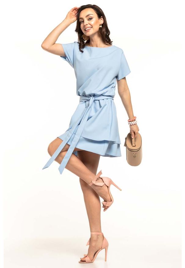 Tessita - Jasnoniebieska Kobieca Sukienka z Podwójną Spódnicą. Kolor: niebieski. Materiał: poliester, elastan