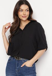 Born2be - Czarna Klasyczna Koszula z Bawełny i Wiskozy Yelvira. Kolor: czarny. Materiał: bawełna, wiskoza. Styl: klasyczny #6